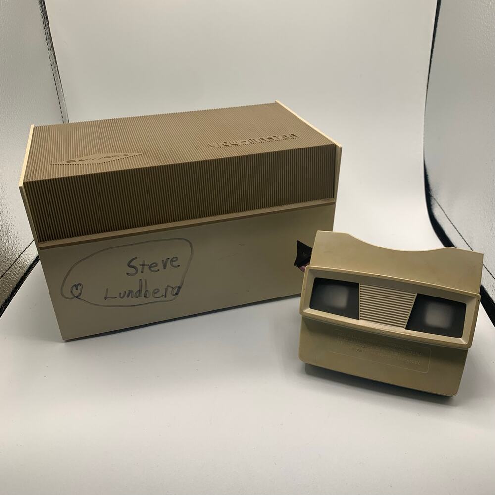 Vintage Sawyer View Master Model G Viewer + Case & 13 Sets (Hawaii, Disney, Zoo)